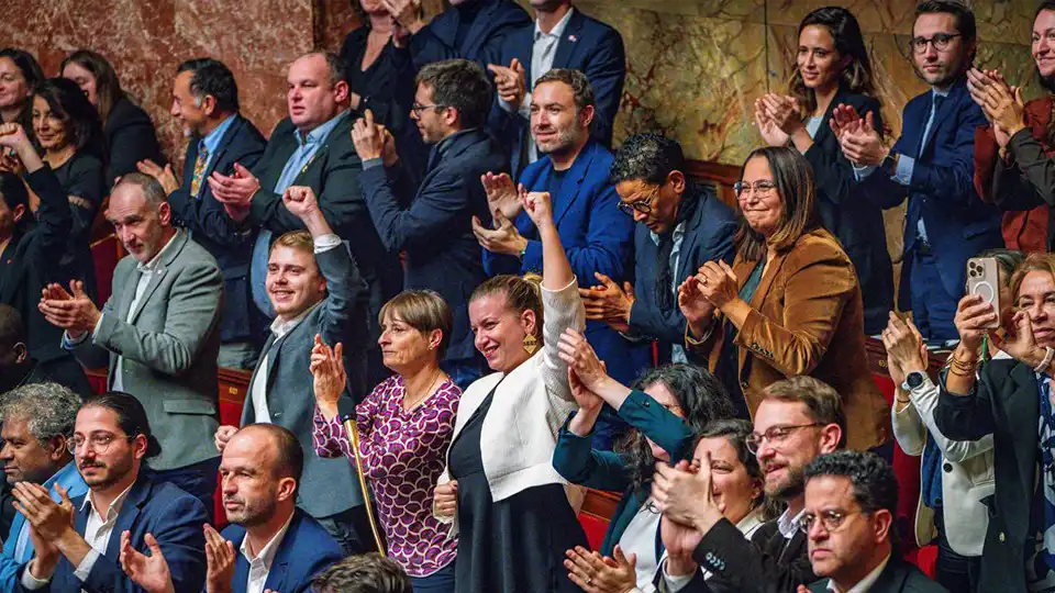 Aujourd’hui les insoumis ont écrit l’Histoire.