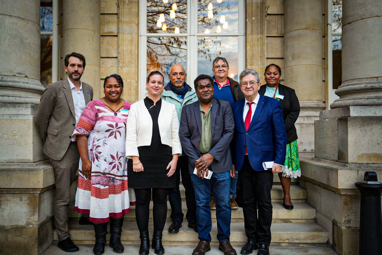 251218 Échange avec le Président du FLNKS, Christian Tein et la délégation du bureau politique du FLNKS, avec Jean-Luc Mélenchon, Bastien Lachaud, Mathilde Panot -1