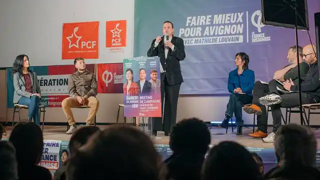 Salle comble à Avignon pour le lancement de campagne de Mathilde Louvain